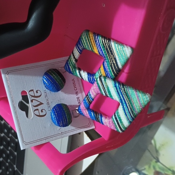 🆕 Fashion Eve Collection earrings - Picture 5 of 8